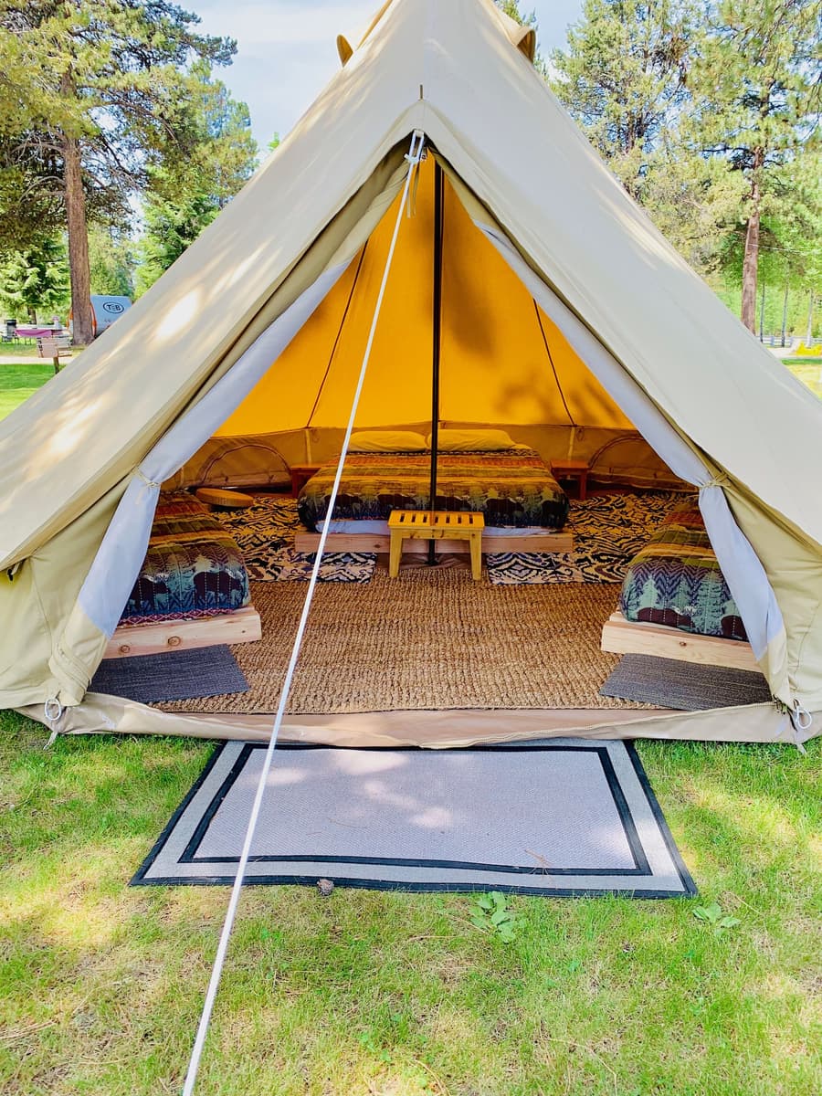 Crater Lake Resort