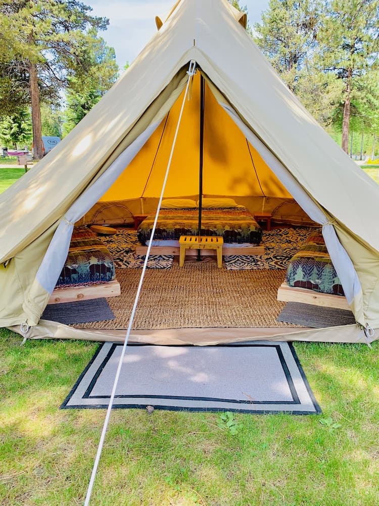 Crater Lake Resort