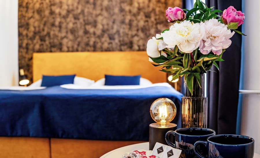 BlueBell Hotel