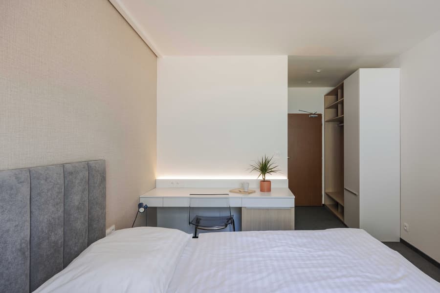 Hotel Gardinn - Parking and Quiet Garden