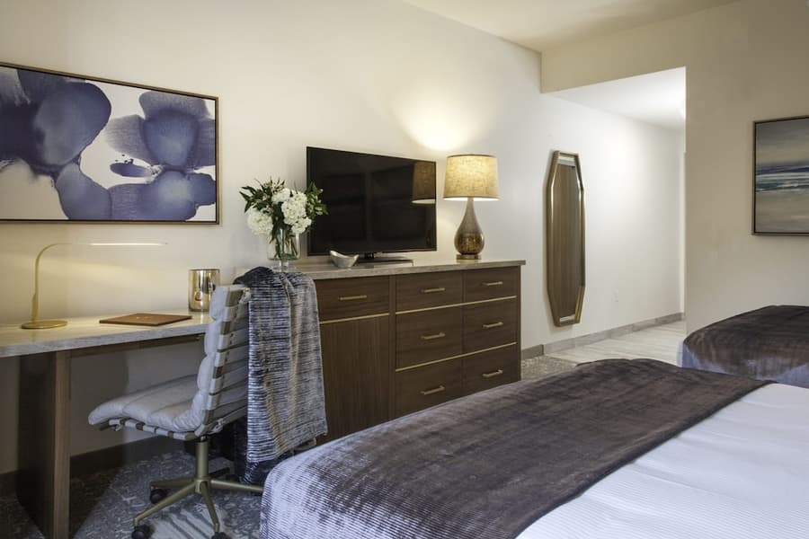 Legacy Resort Hotel & Spa