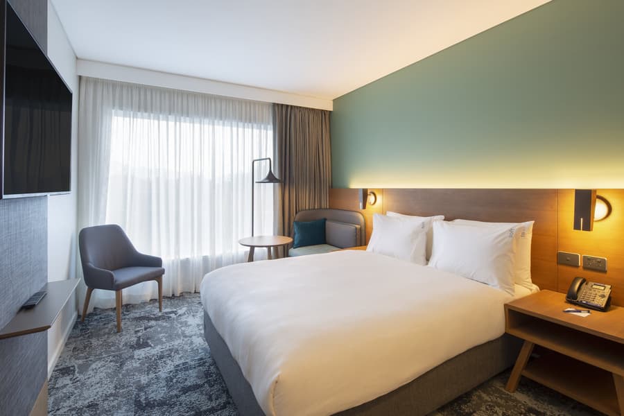Holiday Inn Express & Suites Queenstown by IHG