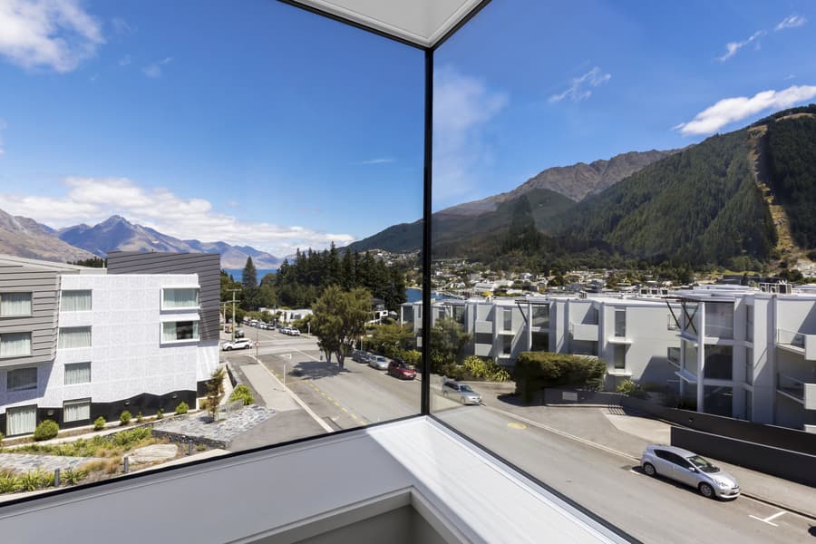 voco Queenstown by IHG