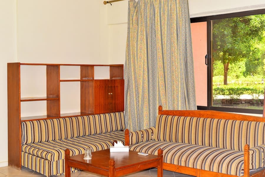Eagle's Paradise Beach Resort Abu Soma