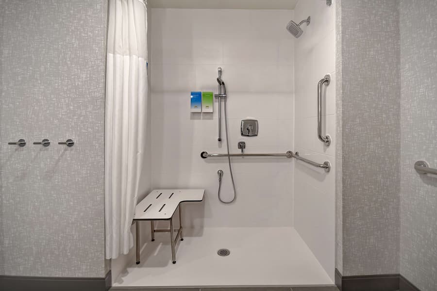 Hampton Inn & Suites Las Vegas Convention Center - No Resort Fee