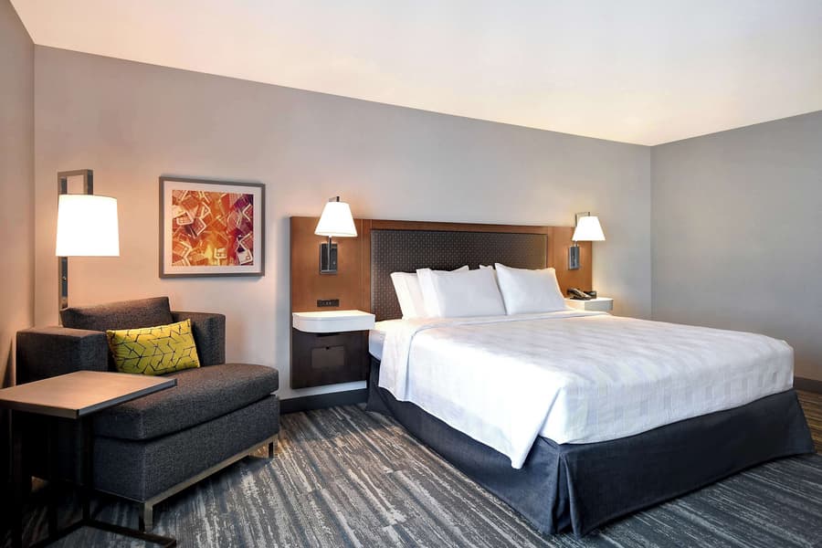 Hampton Inn & Suites Las Vegas Convention Center - No Resort Fee