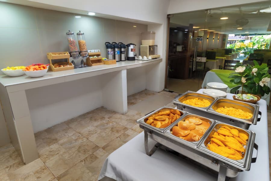 Hotel Avexi Suites By Geh Suites