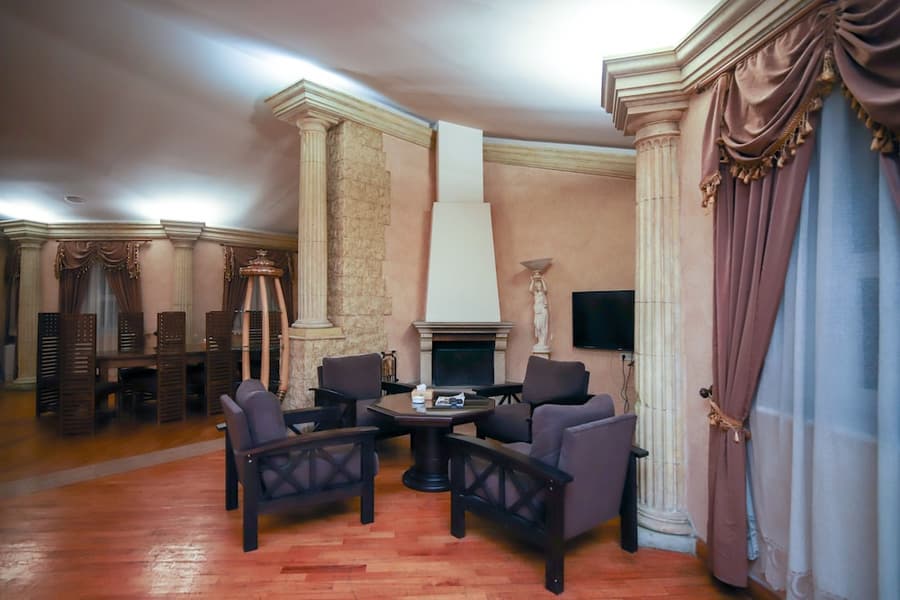 Armenian Village Park Hotel