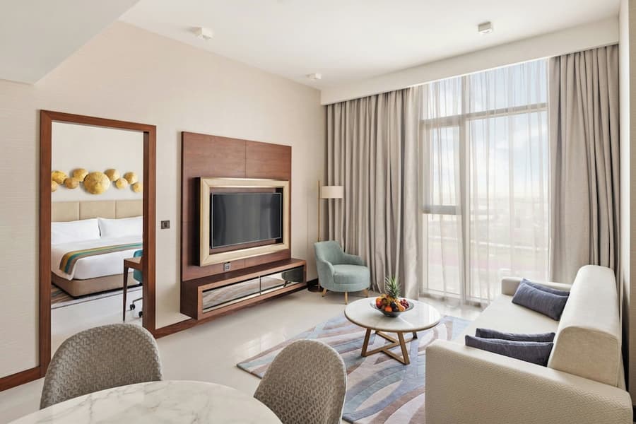 Holiday Inn Dubai Al-Maktoum Airport by IHG