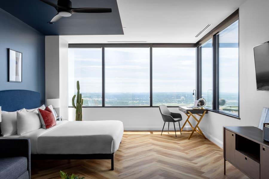 Mint House Dallas Downtown by Kasa