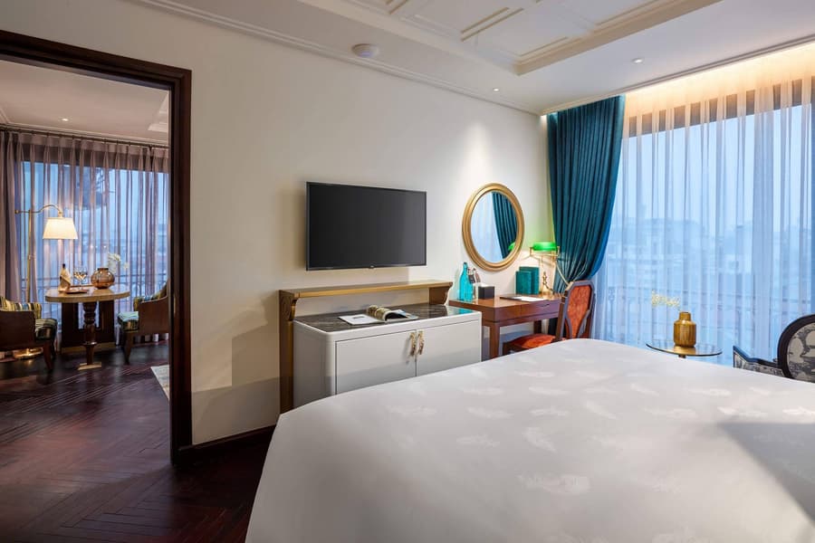 Peridot Grand Luxury Boutique Hotel