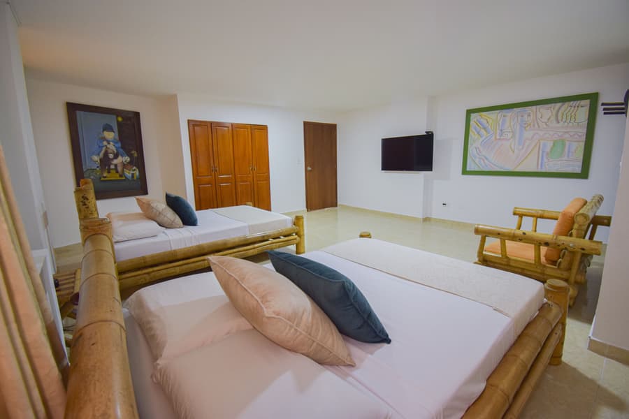 Hotel Toledo Plaza