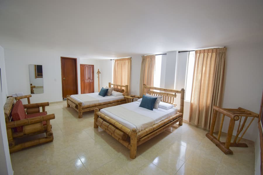 Hotel Toledo Plaza