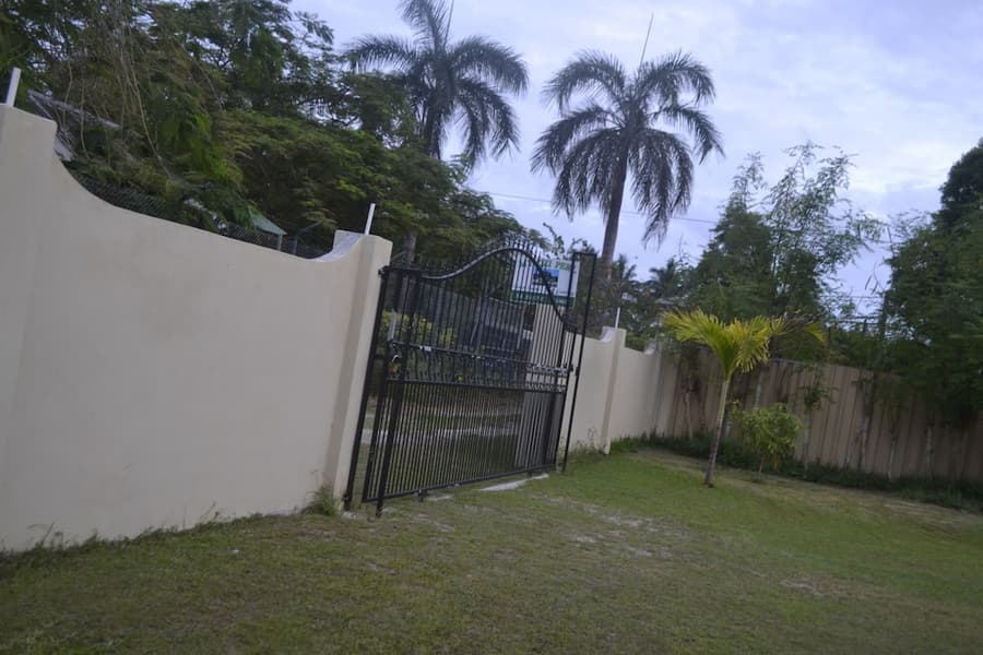 My Ozi Perl Self Catering Guest House