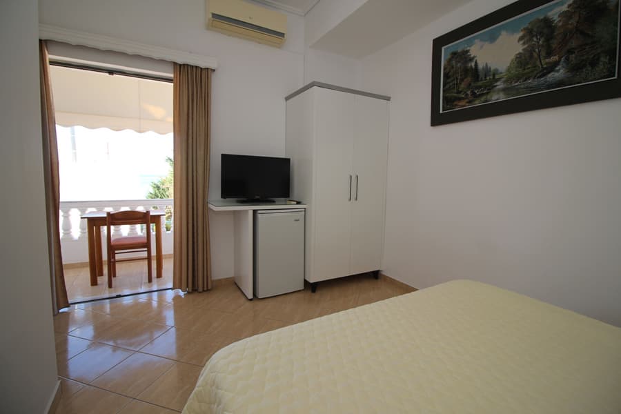 Julia Hotel