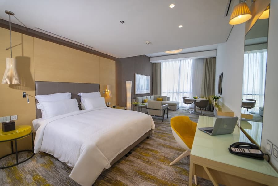Rotana Corniche