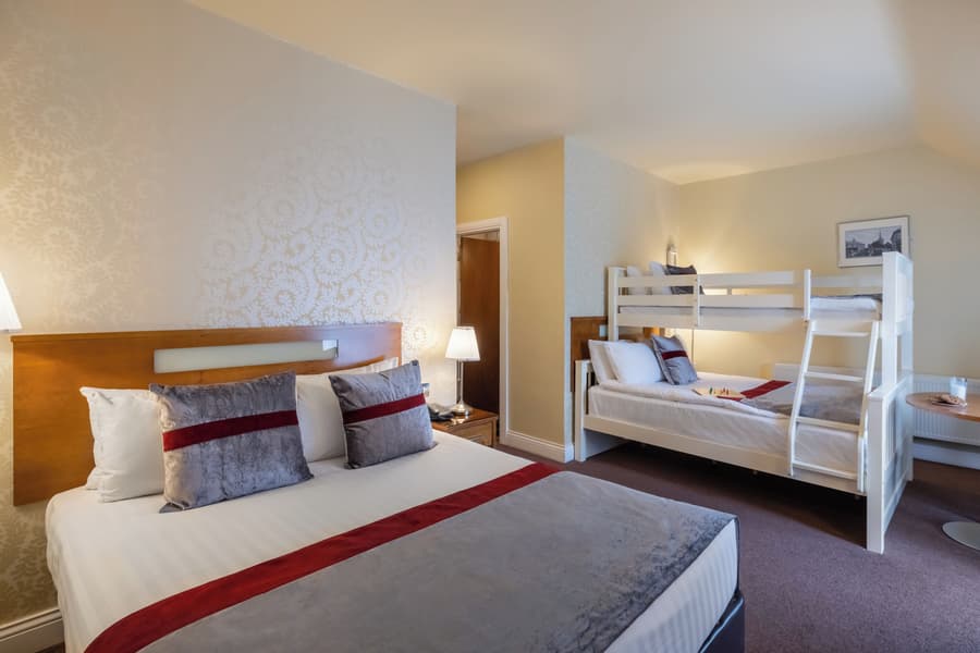 Raheen Woods Hotel