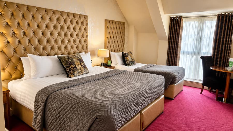 Raheen Woods Hotel