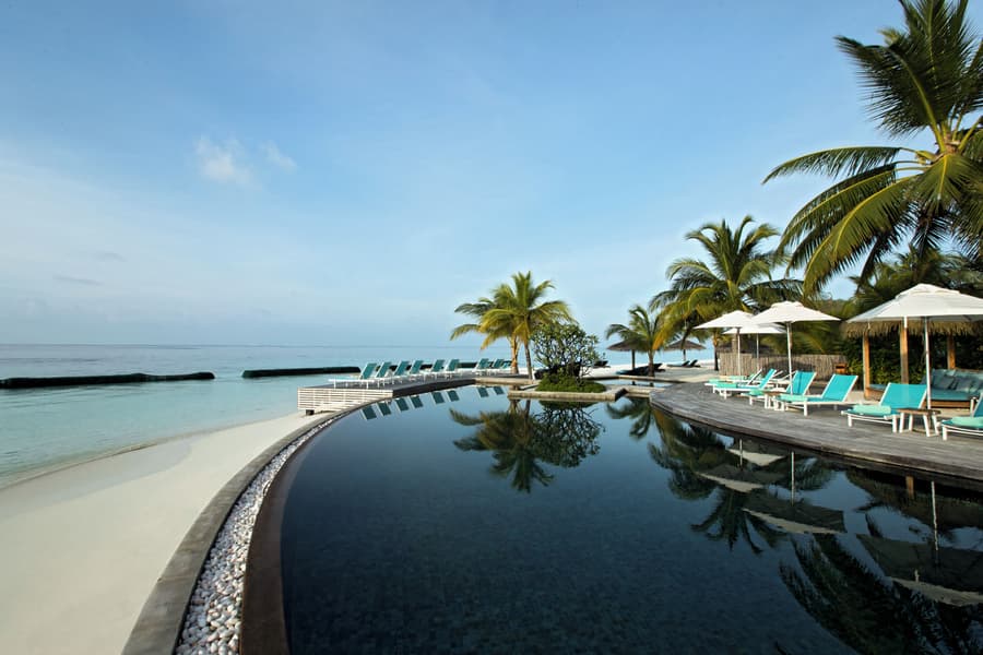 Constance Moofushi All Inclusive