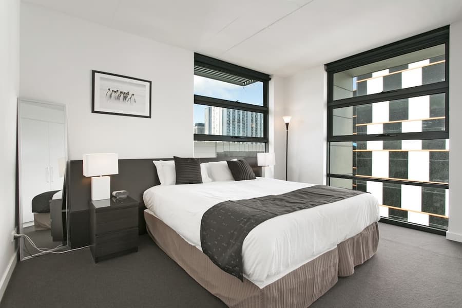 Docklands Private Collection of Apartments - Digital Harbour