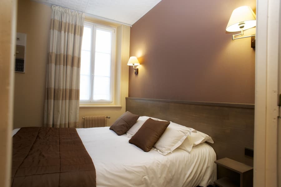 Brit Hotel Le Surcouf