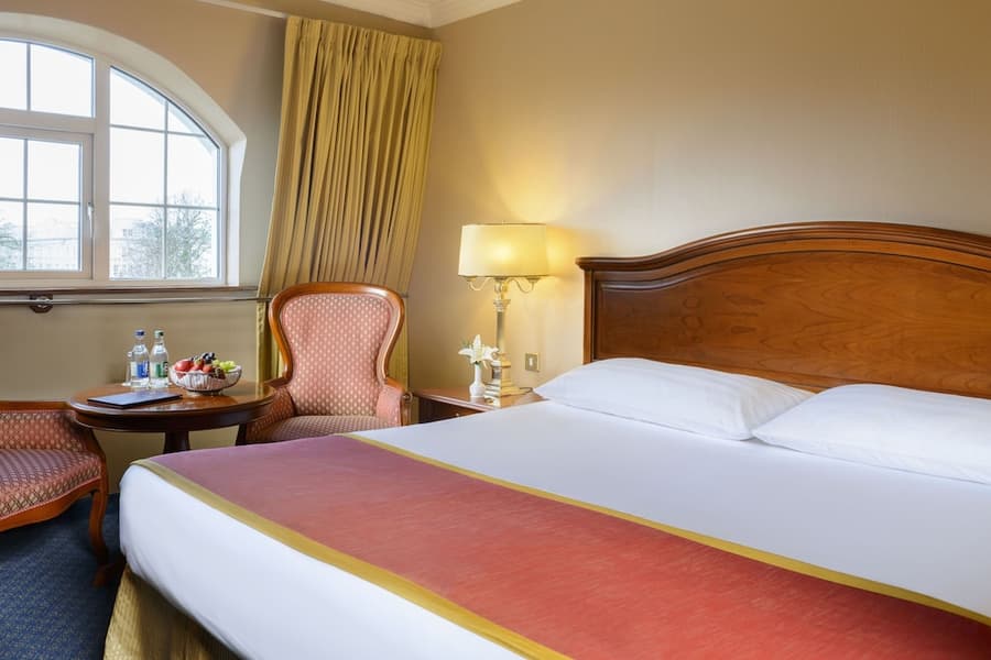 Killarney Avenue Hotel