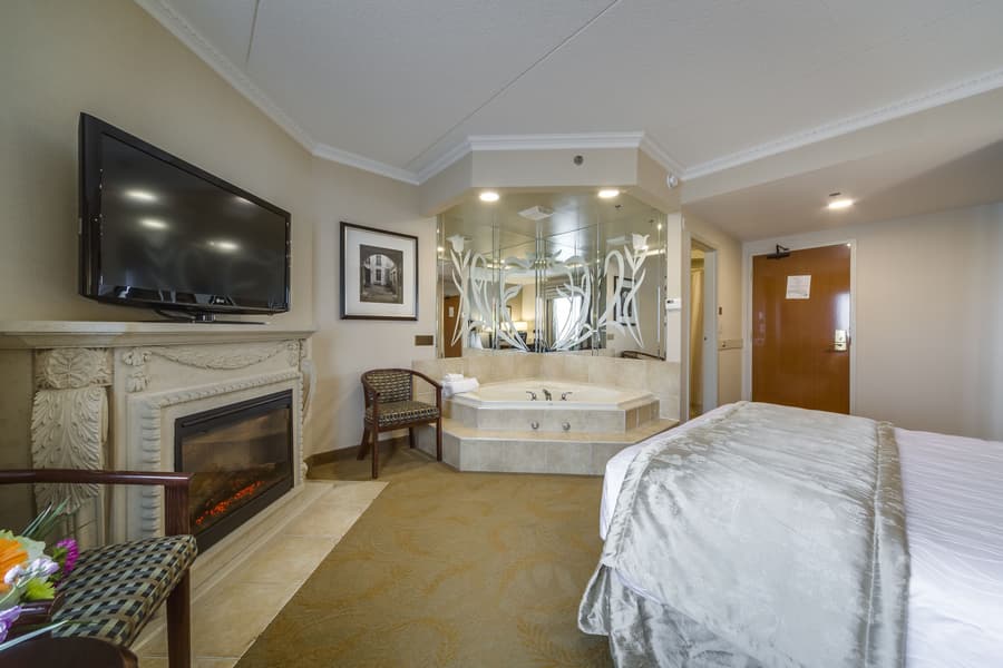 Monte Carlo Inn & Suites Downtown Markham