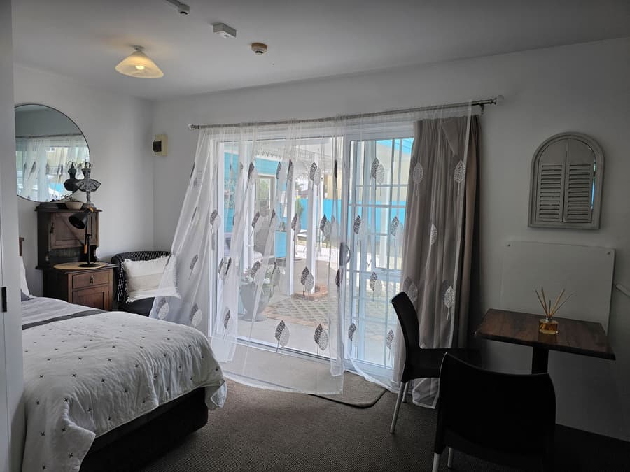 Albert Number 6 Motel