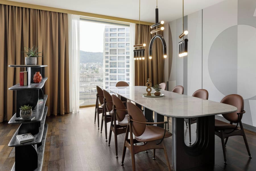 Renaissance Zürich Tower Hotel