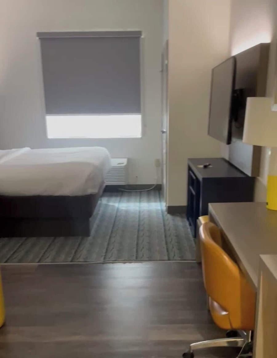 Comfort Suites Oil Center