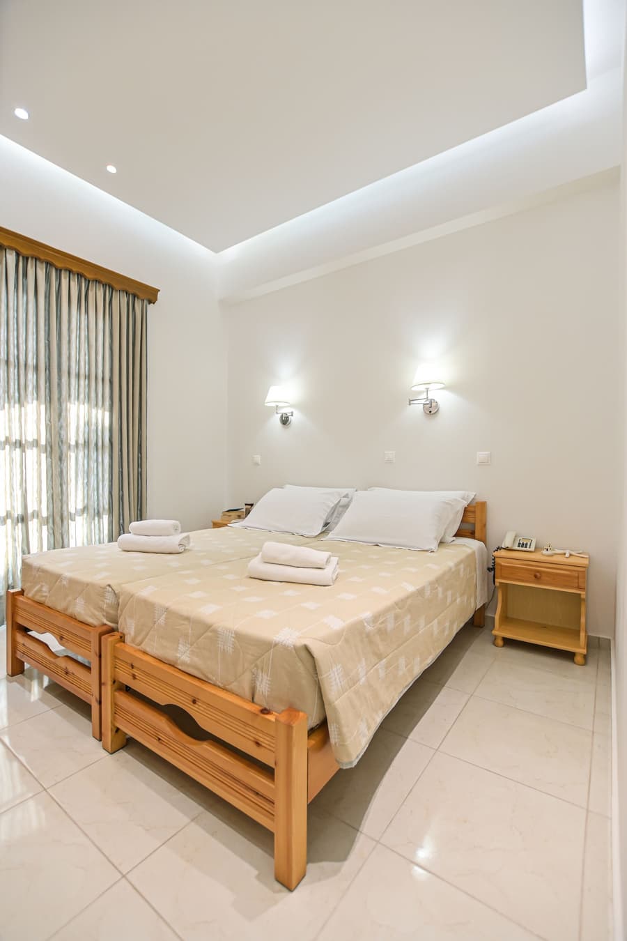 Zeus Hotel
