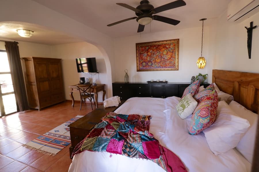 Casa Mia Suites