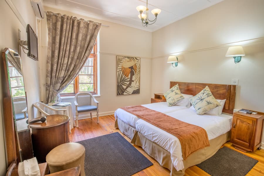 Montagu Country Hotel