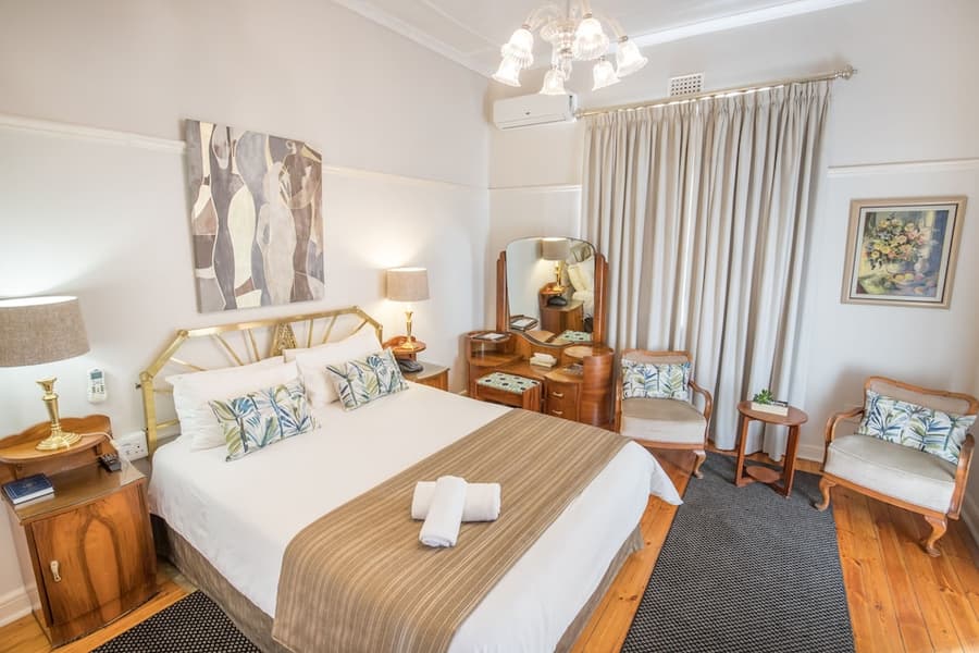 Montagu Country Hotel