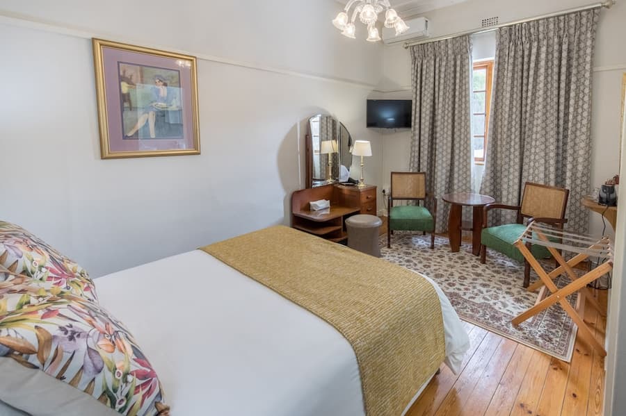 Montagu Country Hotel