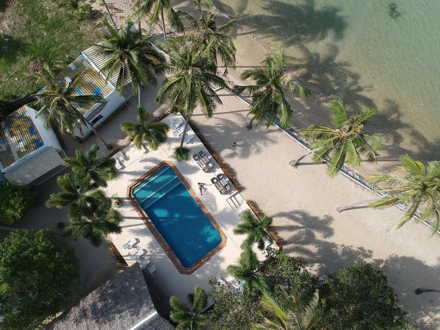 Lime & Soda Beachfront Resort