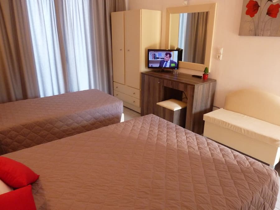 Oasis Hotel