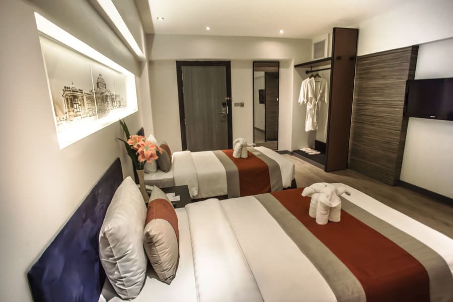 Nouvo City Hotel