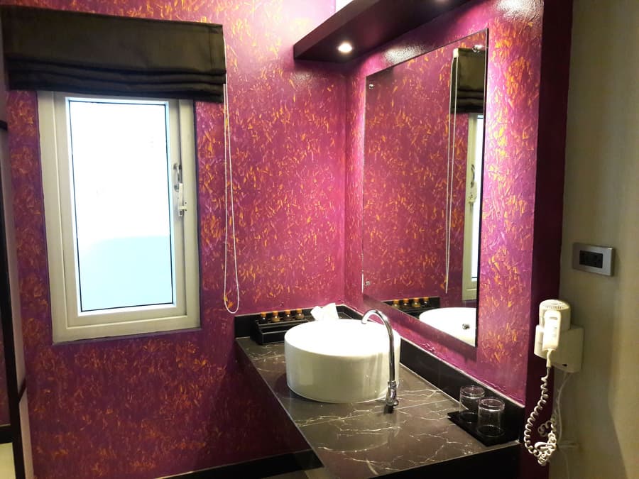 Nouvo City Hotel