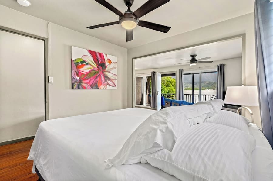 Paradise Bay Resort