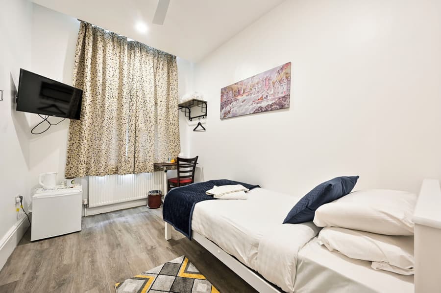 City London Hotel