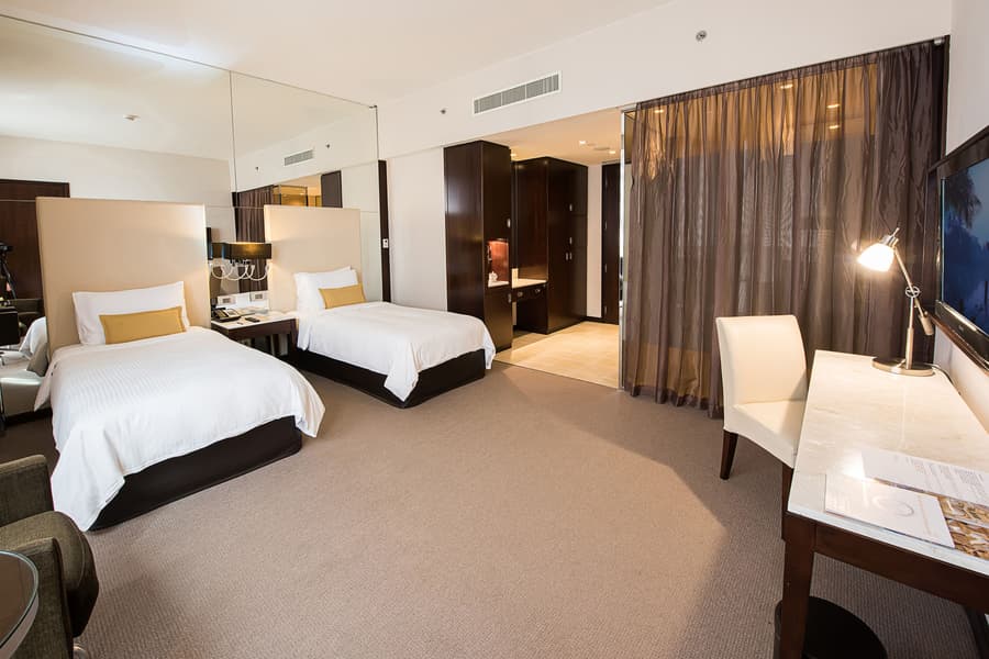 Centro Al Manhal by Rotana
