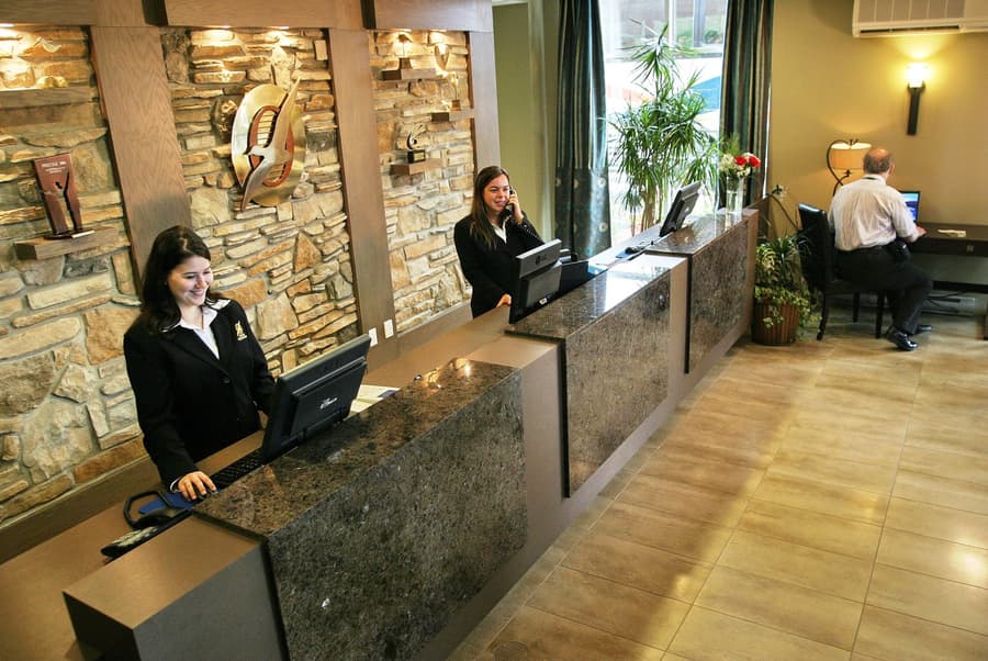 Days Inn by Wyndham Levis