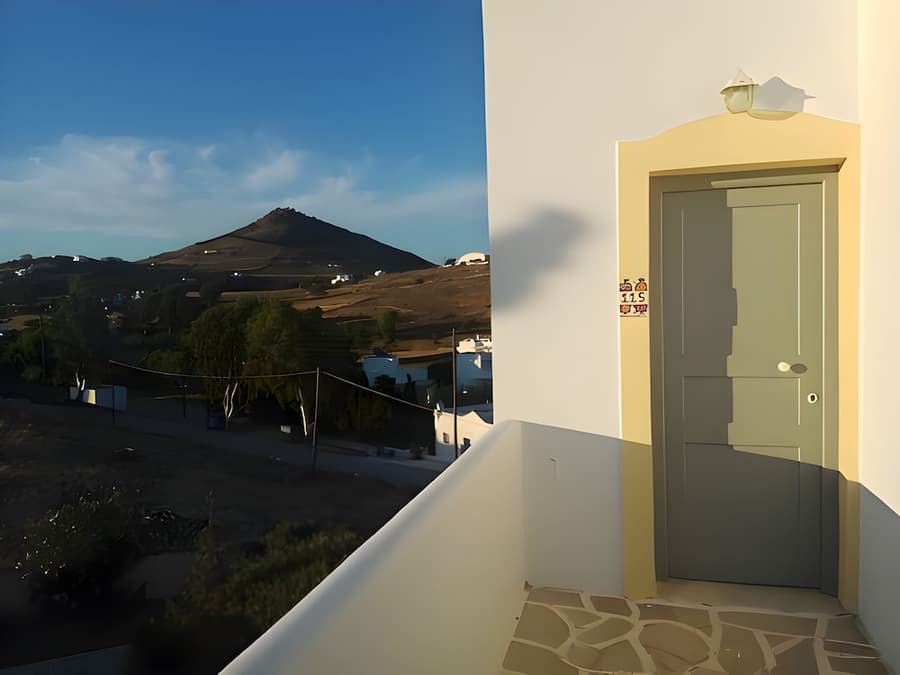 Pnoi Hotel