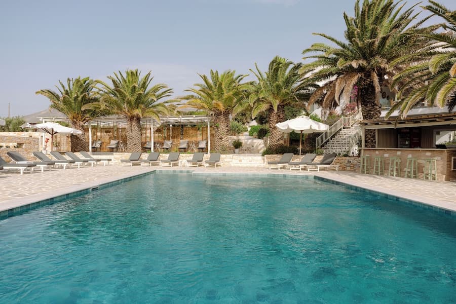 Pnoi Hotel