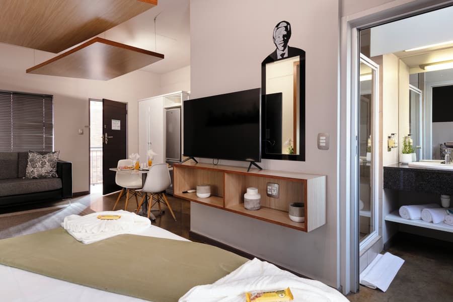 Akanani Apartments