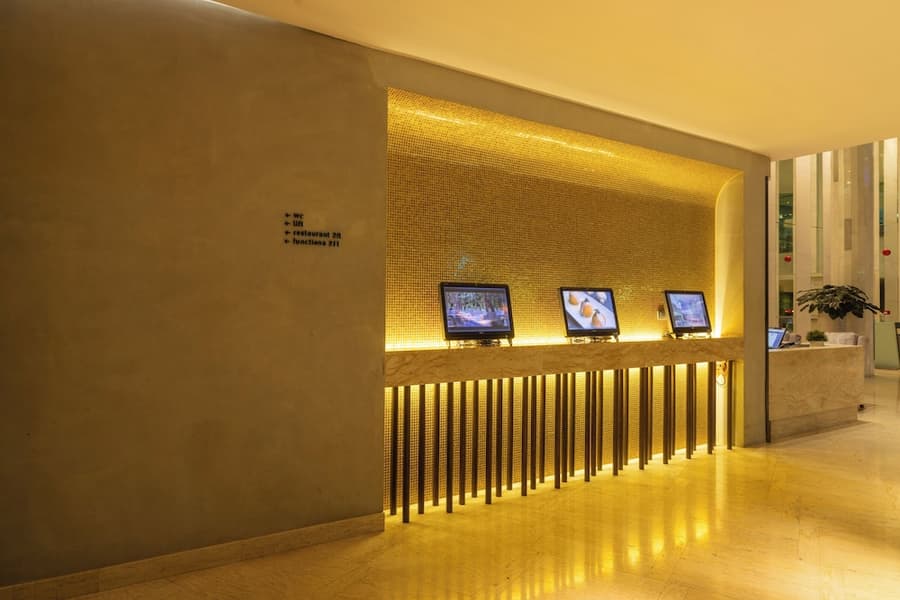 LiT BANGKOK Hotel
