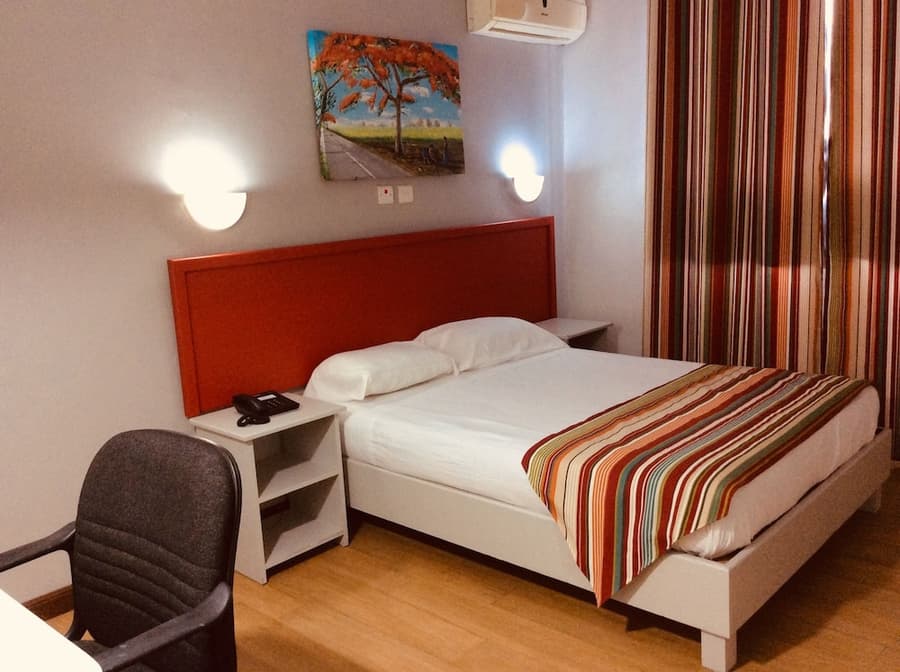 Le Champ de Mars B&B