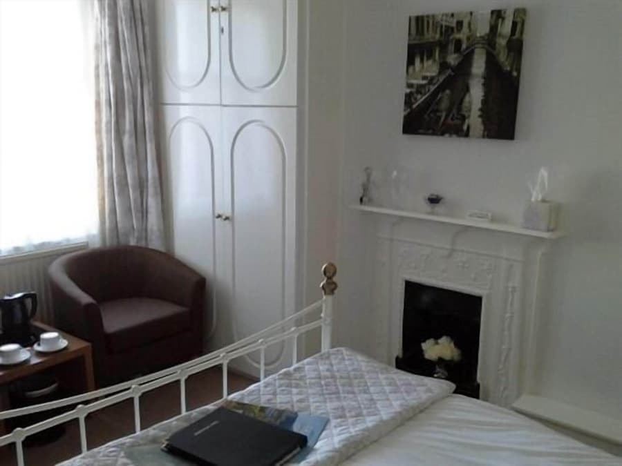 Ellerbrook House