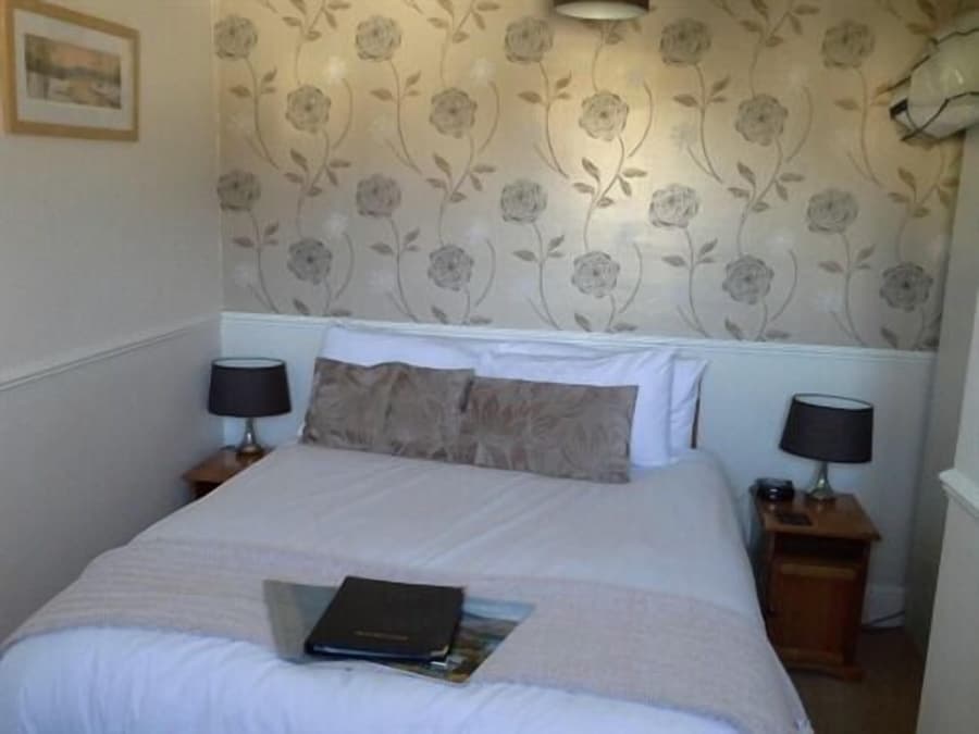 Ellerbrook House